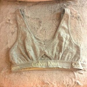 Calvin Klein L Bralette